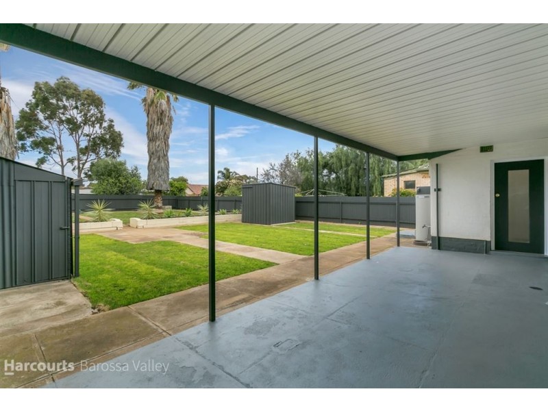 17 Blake Road, Elizabeth South SA 5112