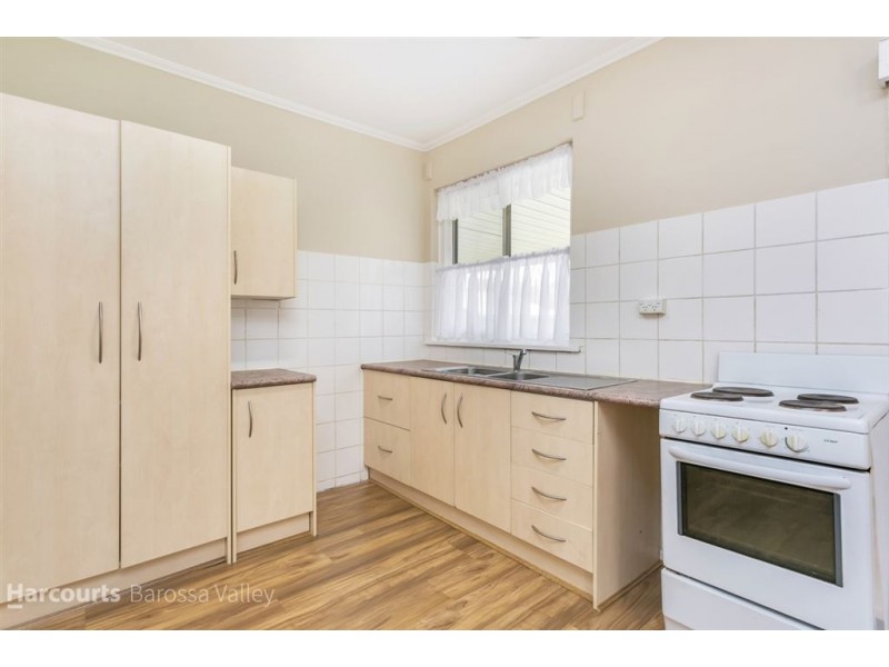 17 Blake Road, Elizabeth South SA 5112