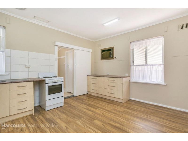 17 Blake Road, Elizabeth South SA 5112