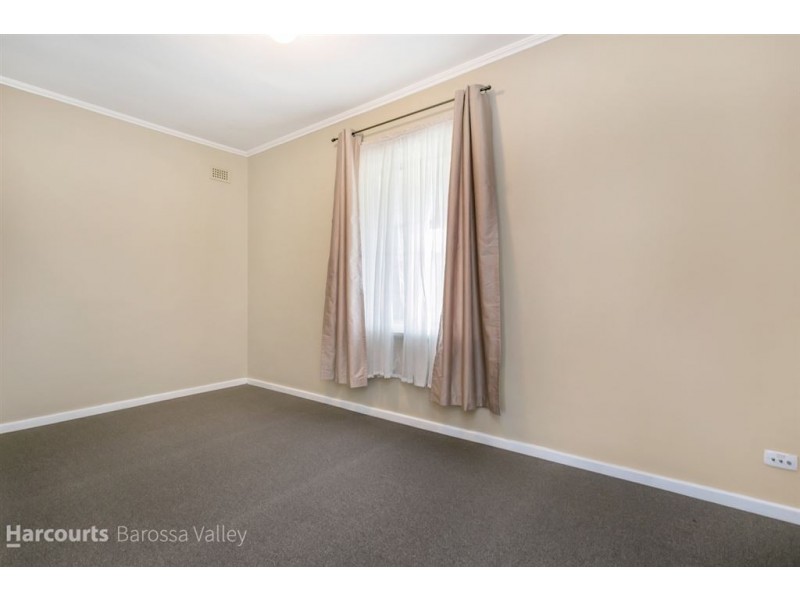 17 Blake Road, Elizabeth South SA 5112