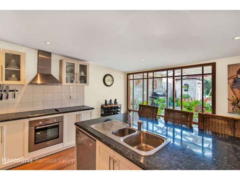 33 Fourth Street, Gawler South SA 5118