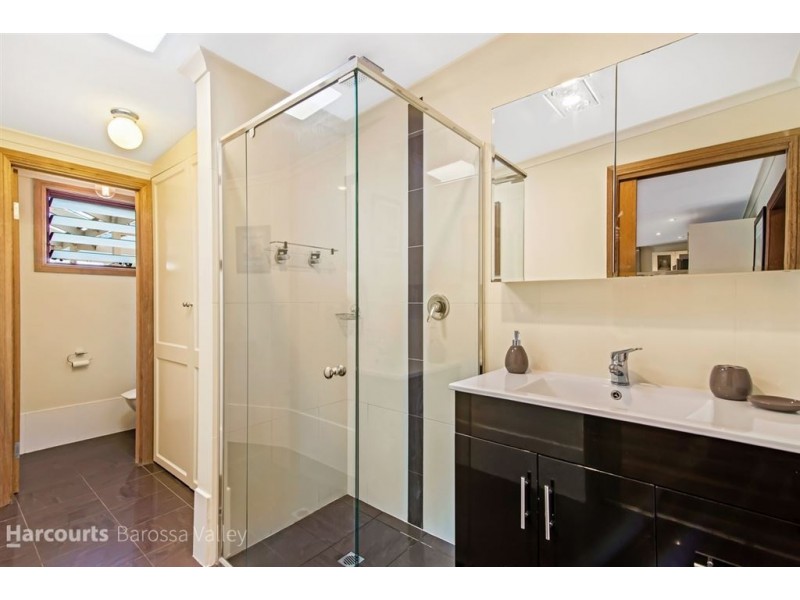 33 Fourth Street, Gawler South SA 5118