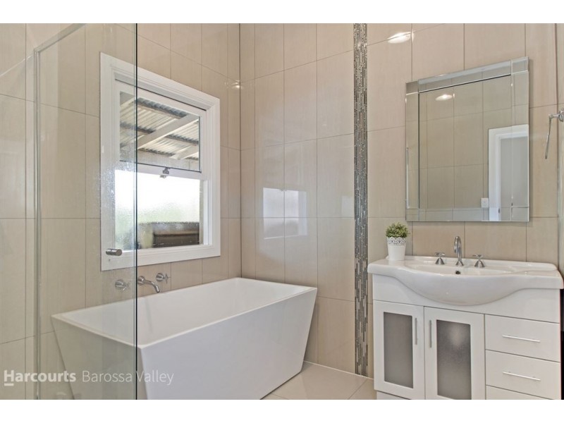 21 Louisa Road, Lewiston SA 5501