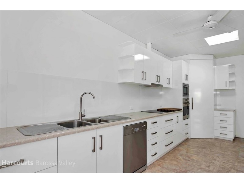 12 Murray Terrace, Cowirra SA 5238