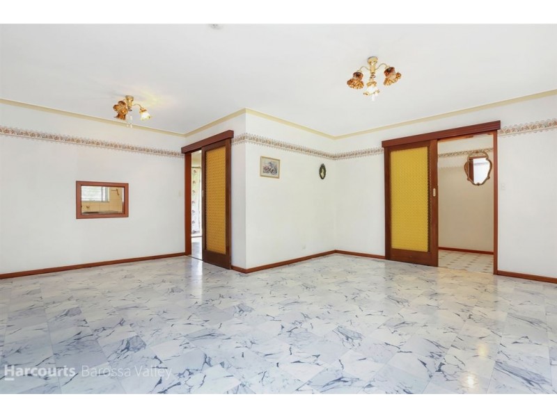 28 Krieg Road, Evanston Park SA 5116