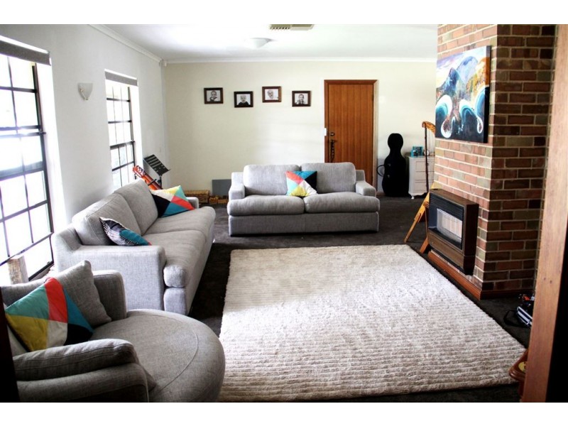 12 Glover Street, Kersbrook SA 5231