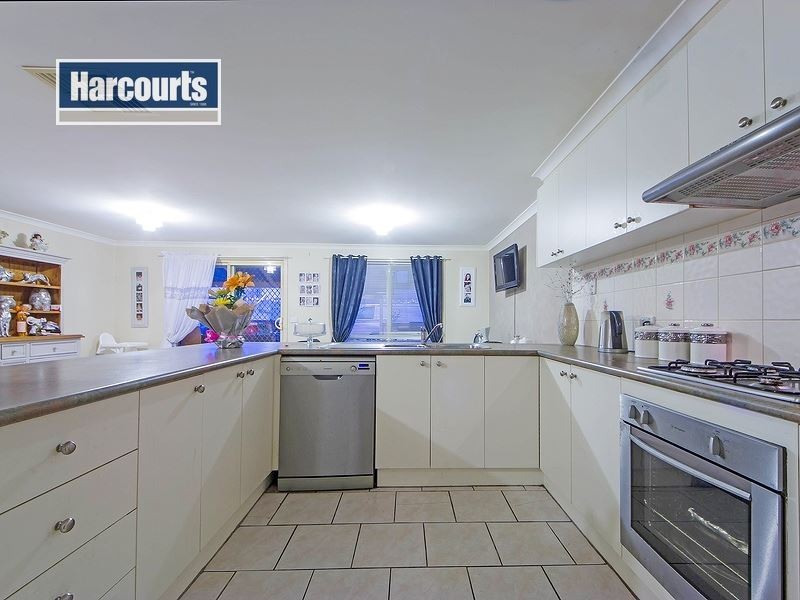 31 Bartlett Crescent, Hoppers Crossing VIC 3029