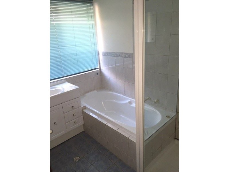 4 Wattle Street, Mclaren Vale SA 5171