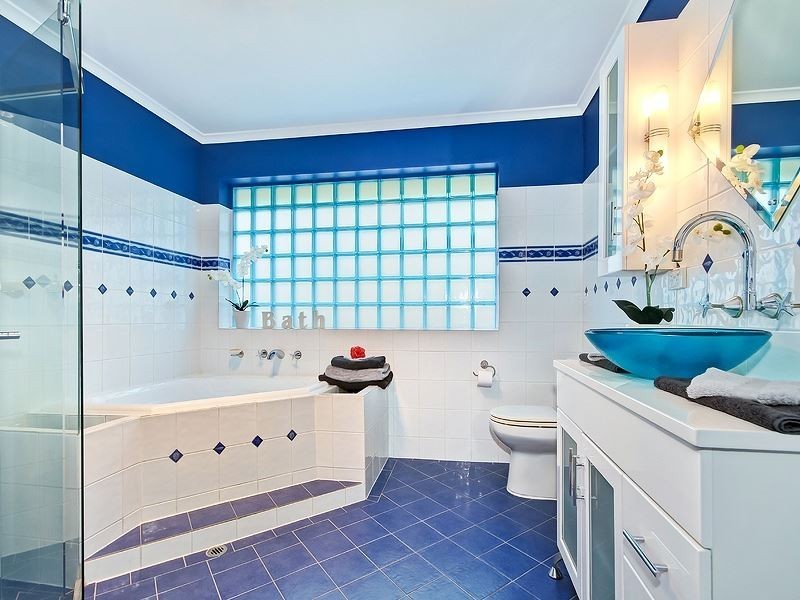 6 Seafarer Court, Seaford Rise SA 5169