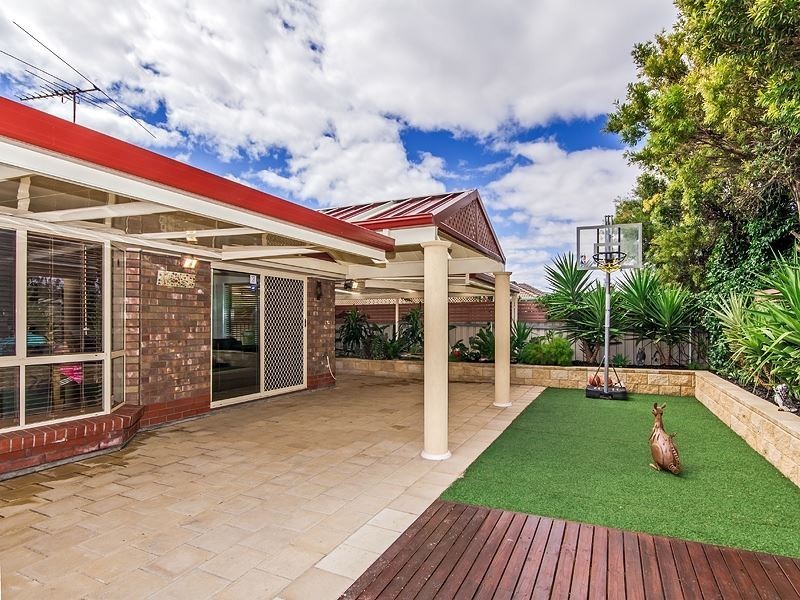 6 Seafarer Court, Seaford Rise SA 5169