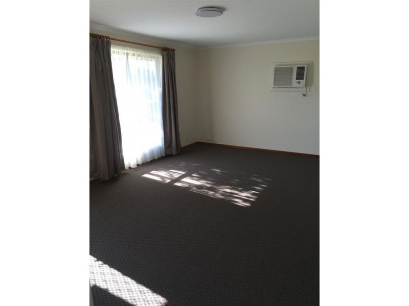 9 Trim Crescent, Old Noarlunga SA 5168