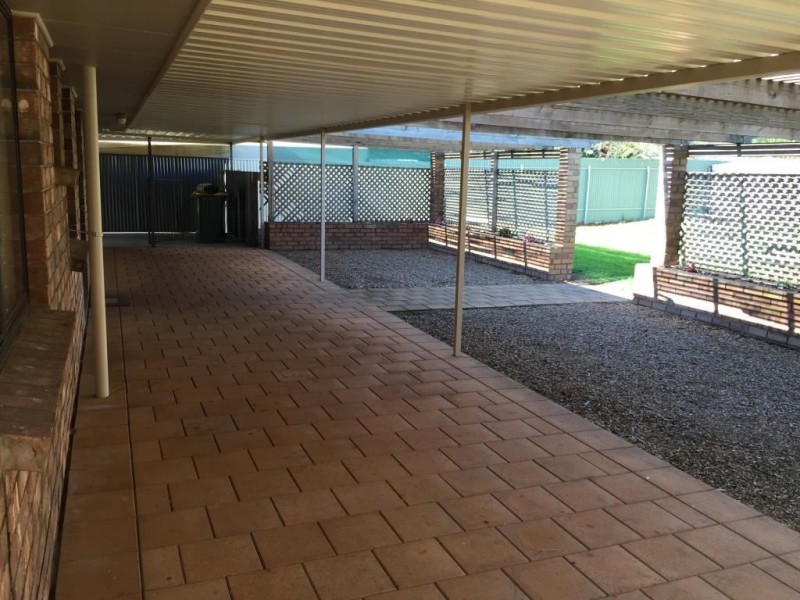 9 Trim Crescent, Old Noarlunga SA 5168