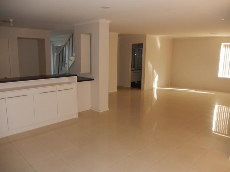 7 Kestrel Circuit, Seaford Rise SA 5169