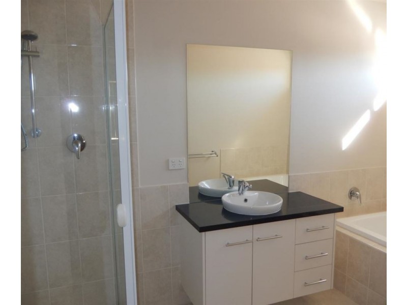 7 Kestrel Circuit, Seaford Rise SA 5169