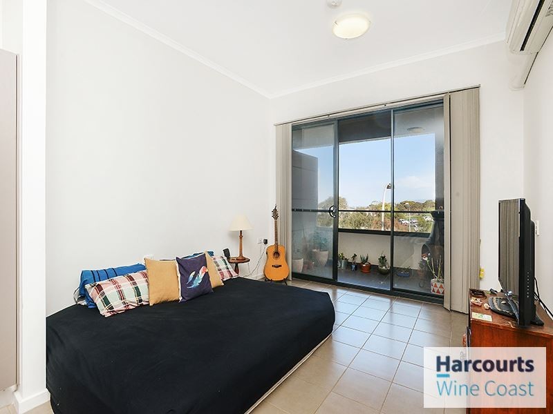 10/2 Grey Box Avenue, Noarlunga Centre SA 5168