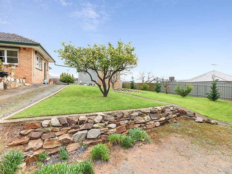 28 & 30 Tatachilla Road, Mclaren Vale SA 5171