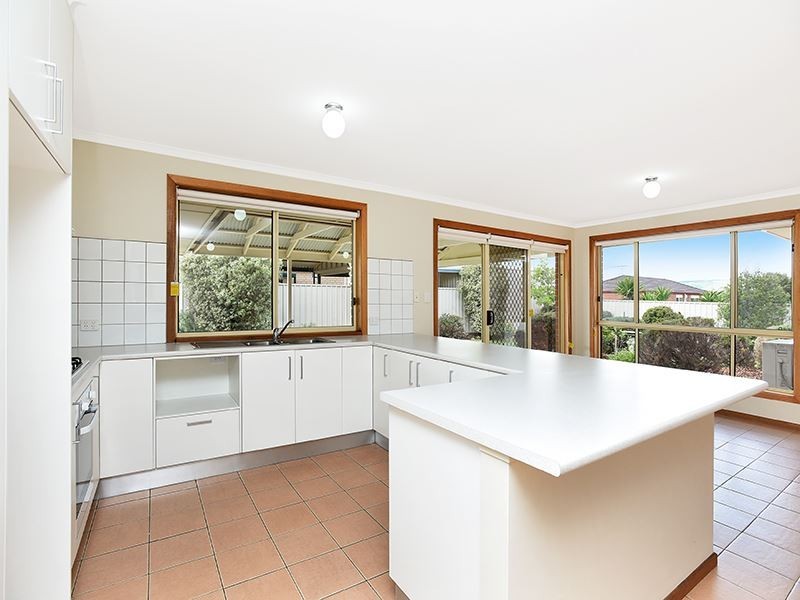 38 Pridham Boulevard, Aldinga Beach SA 5173