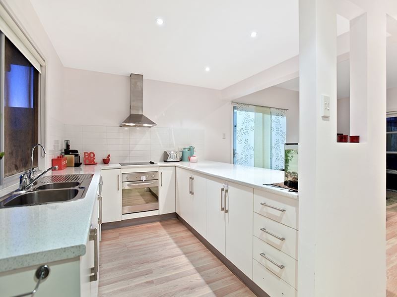 6 Dunstan Street, Aldinga Beach SA 5173