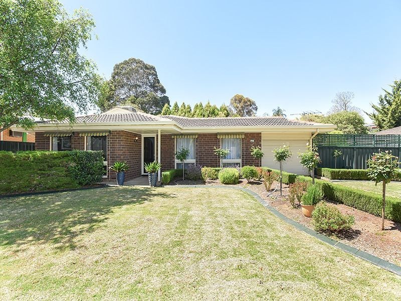 70 Heysen Drive, Trott Park SA 5158