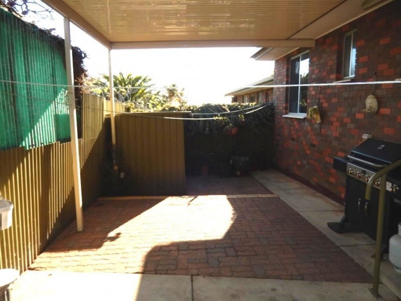 1/421 Commercial Road, Moana SA 5169