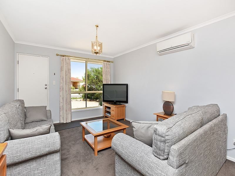 18 Greenlees Parade, Aldinga Beach SA 5173