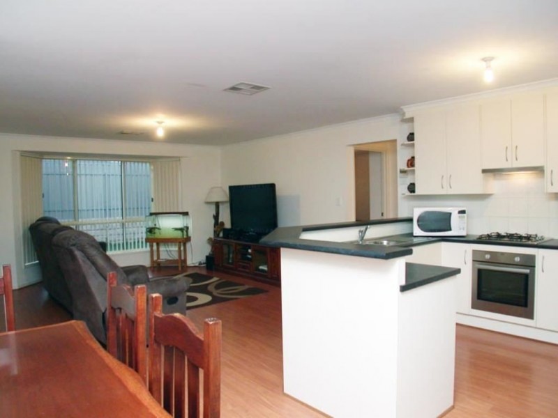 18 Edithburgh Avenue, Seaford Rise SA 5169