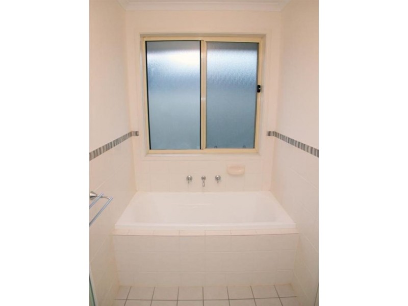 18 Edithburgh Avenue, Seaford Rise SA 5169