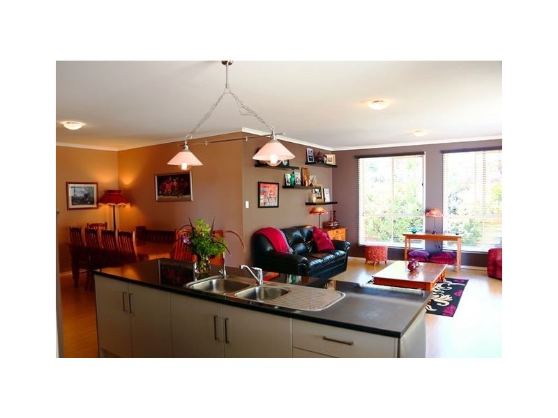 6 Eyre Court, Mount Compass SA 5210