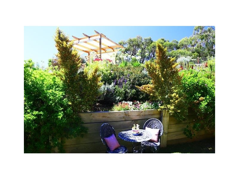 6 Eyre Court, Mount Compass SA 5210