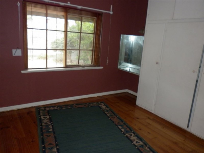 11 Sunbeam Road, Croydon Park SA 5008