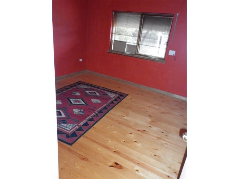 11 Sunbeam Road, Croydon Park SA 5008