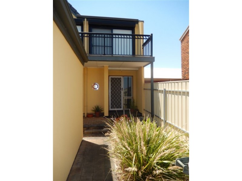 3/42 Esplanade, Christies Beach SA 5165