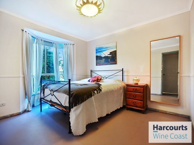 25 Heathersay Avenue, Aldinga Beach SA 5173