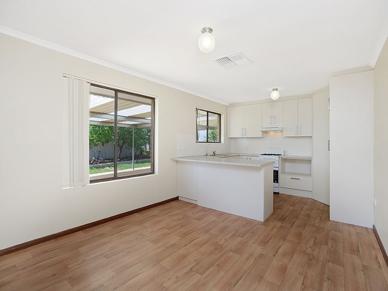 64 Emmerson Drive, Morphett Vale SA 5162