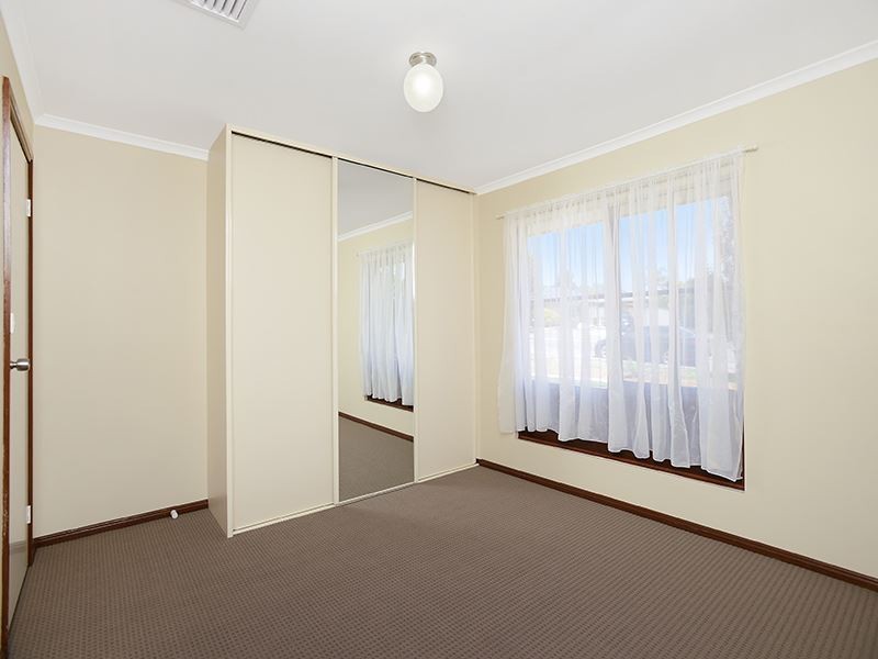 64 Emmerson Drive, Morphett Vale SA 5162