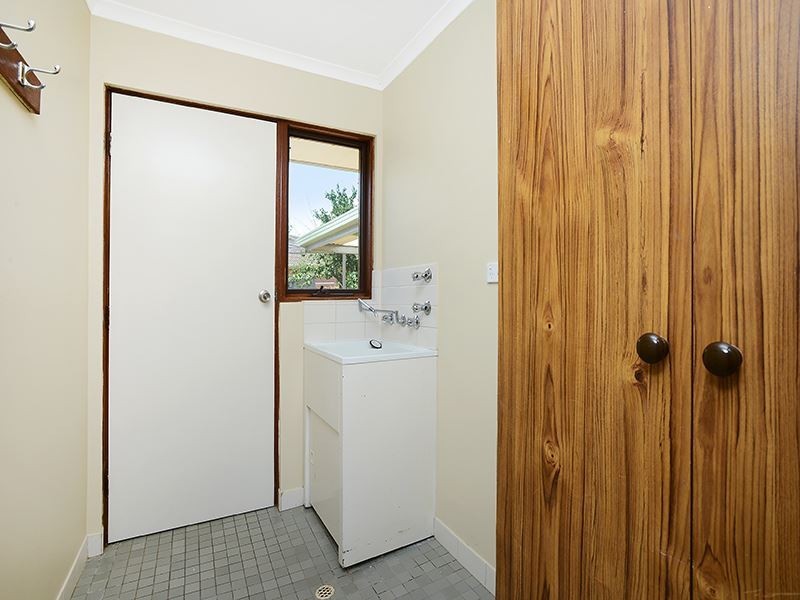 64 Emmerson Drive, Morphett Vale SA 5162