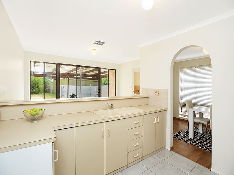 13 Upper Penneys Hill Road, Onkaparinga Hills SA 5163