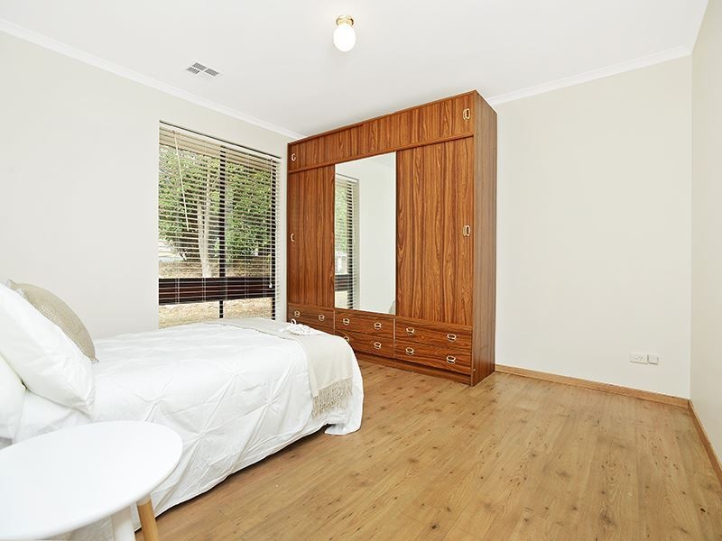 13 Upper Penneys Hill Road, Onkaparinga Hills SA 5163