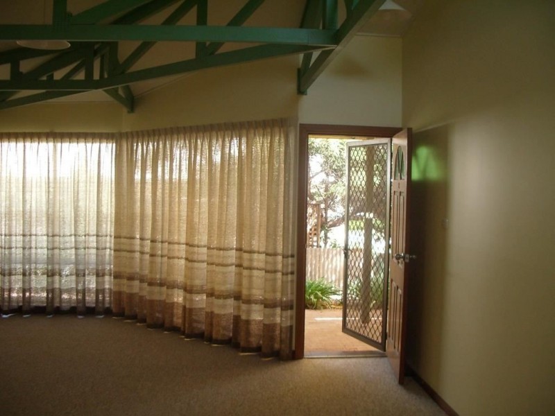 2/48 Griffiths Drive, Moana SA 5169