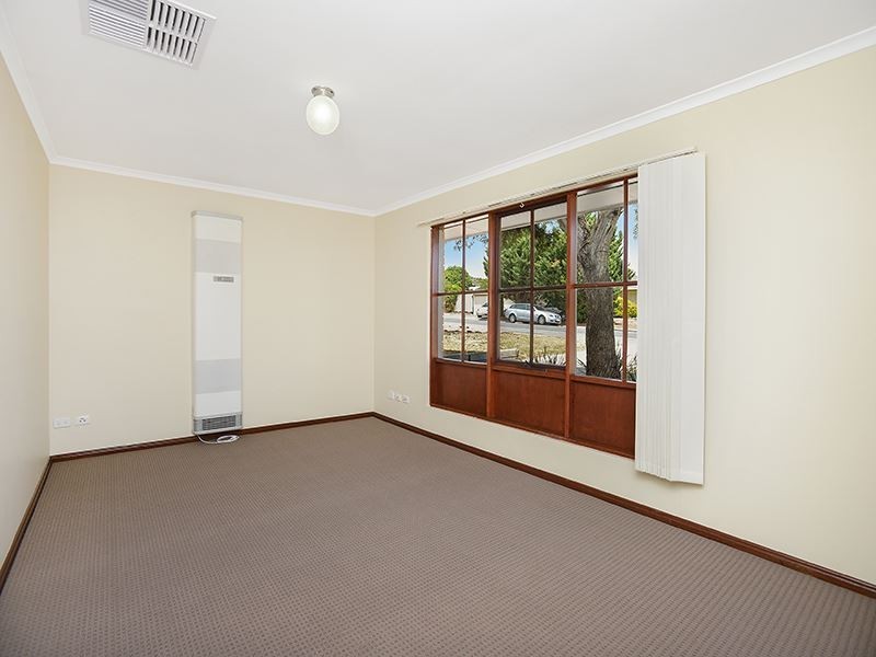 64 Emmerson Drive, Morphett Vale SA 5162