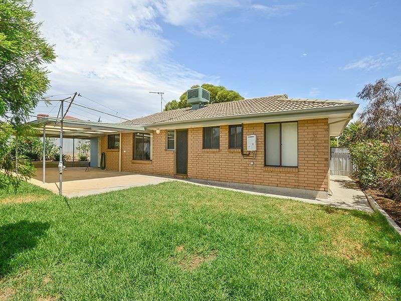64 Emmerson Drive, Morphett Vale SA 5162
