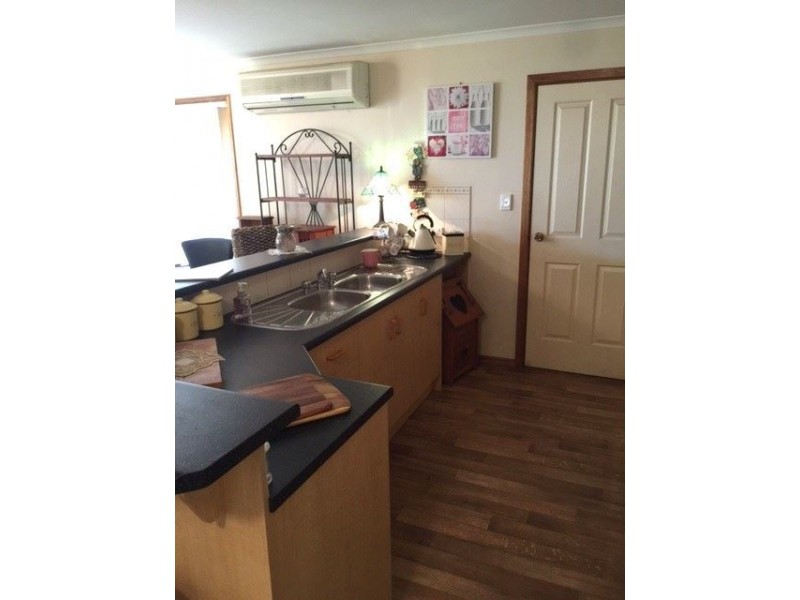 4 Geraldton Street, Port Noarlunga South SA 5167