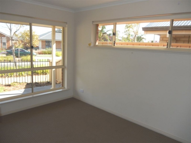 45 South Pacific Drive, Seaford Meadows SA 5169