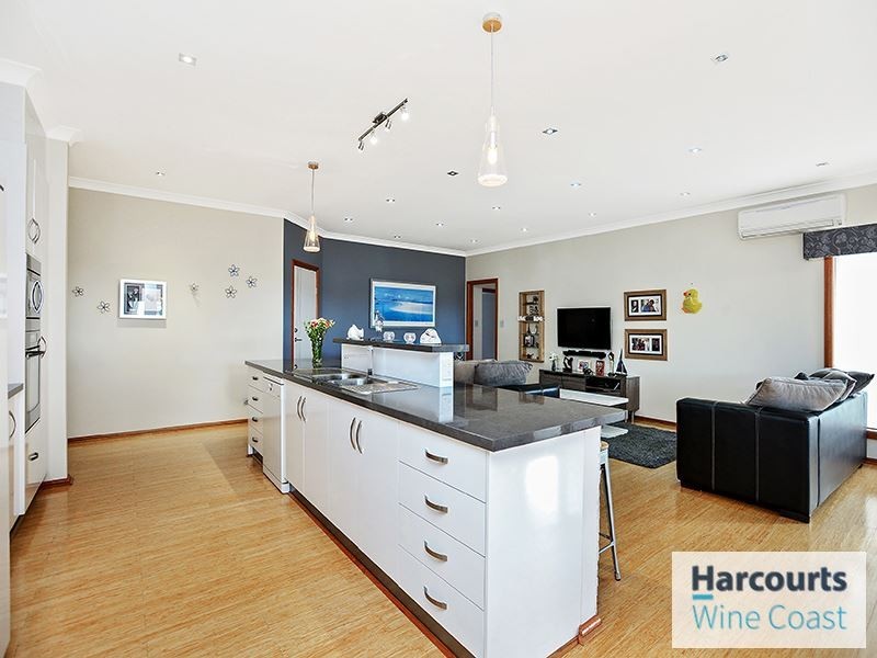 2 Emerald Boulevard, Aldinga Beach SA 5173