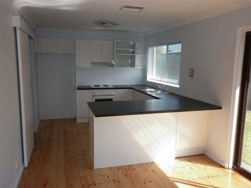 18 Nedland Crescent, Port Noarlunga South SA 5167