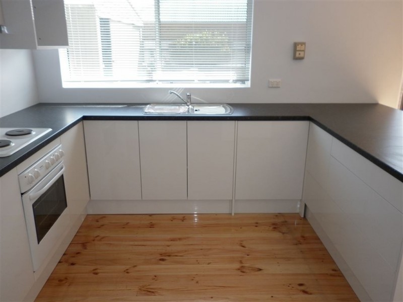 18 Nedland Crescent, Port Noarlunga South SA 5167