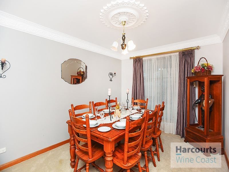 17 Kingswood Avenue, Onkaparinga Hills SA 5163