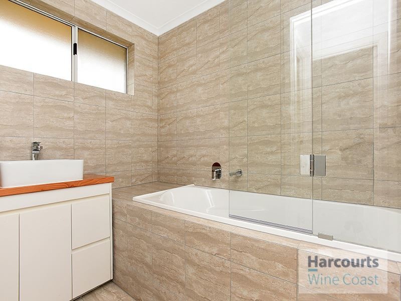 35 Broadbeach Drive, Maslin Beach SA 5170