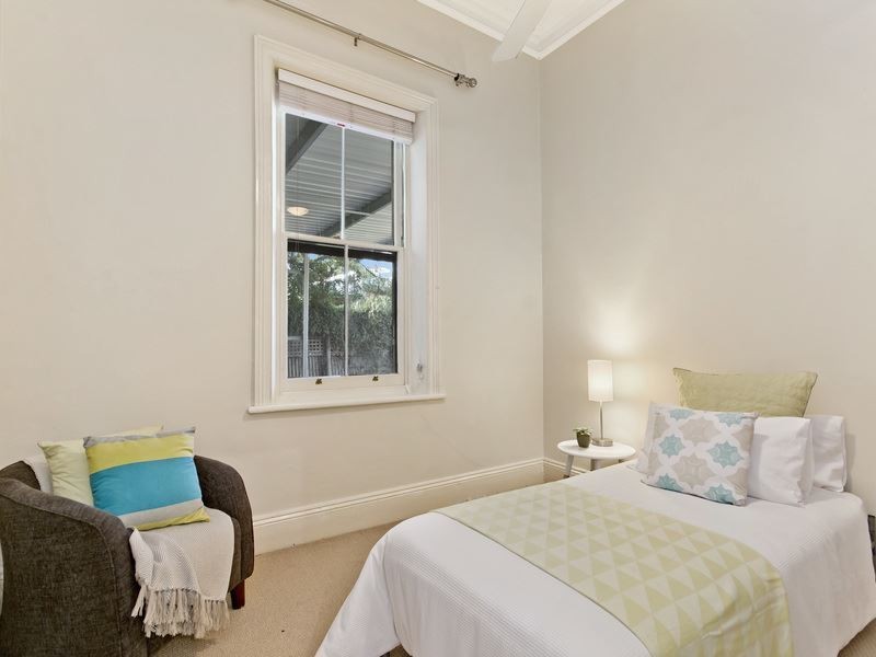 10 The Parkway, Leabrook SA 5068