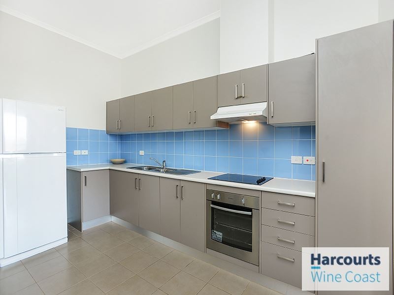 10/2 Grey Box Avenue, Noarlunga Centre SA 5168